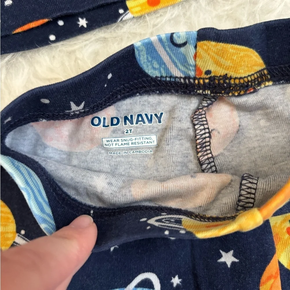 Old Navy Set of 2 Toddler Pajamas - Moon Stars & Solar Designs